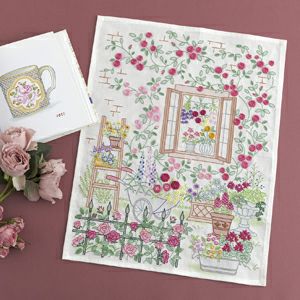 薔薇の香りに誘われて | リバティ 生地、編み物、刺繍、刺し子のこと