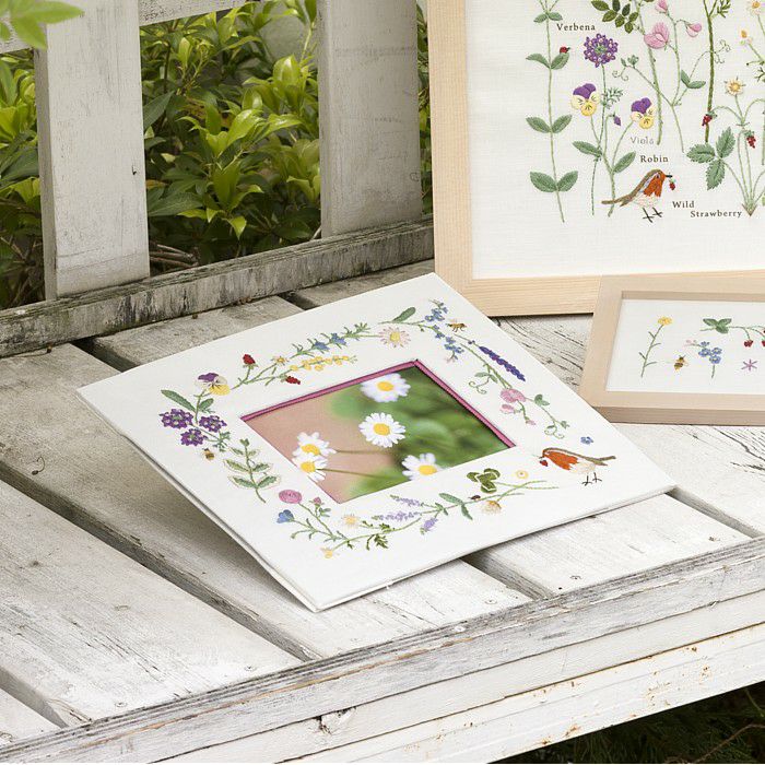 庭図鑑のフォトフレーム | リバティ 生地、編み物、刺繍、刺し子のこと