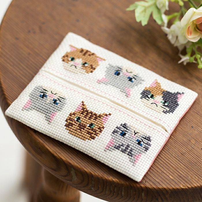 クロスステッチフレーム＜ねこ日和＞ | リバティ 生地、編み物、刺繍