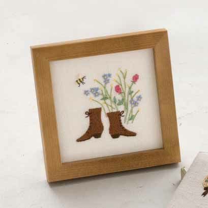 フレーム＜グリーンゲイブルズの木＞ | リバティ 生地、編み物、刺繍