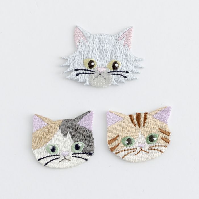 8/10予約】刺しゅうワッペン＜ねこ3＞ | リバティ 生地、編み物、刺繍