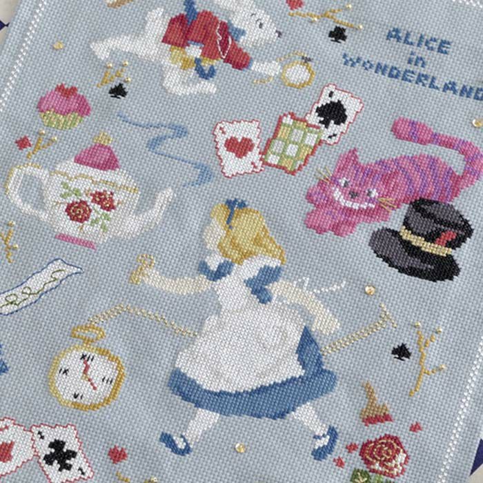 クロスステッチタペストリー＜アリス＞ | リバティ 生地、編み物、刺繍