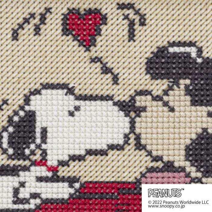 クロスステッチミニフレーム＜スヌーピーとルーシー＞ | リバティ 生地