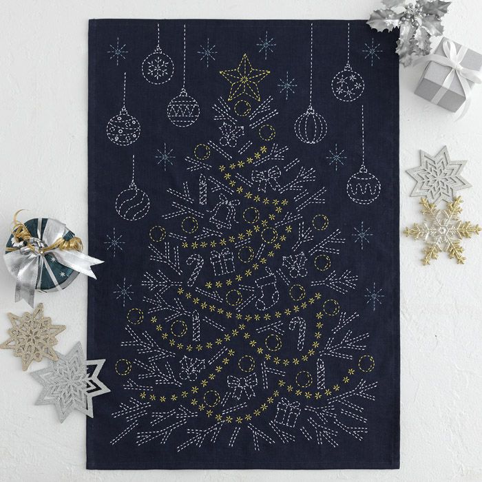 刺し子のクロス＜ノエルツリー＞ | リバティ 生地、編み物、刺繍