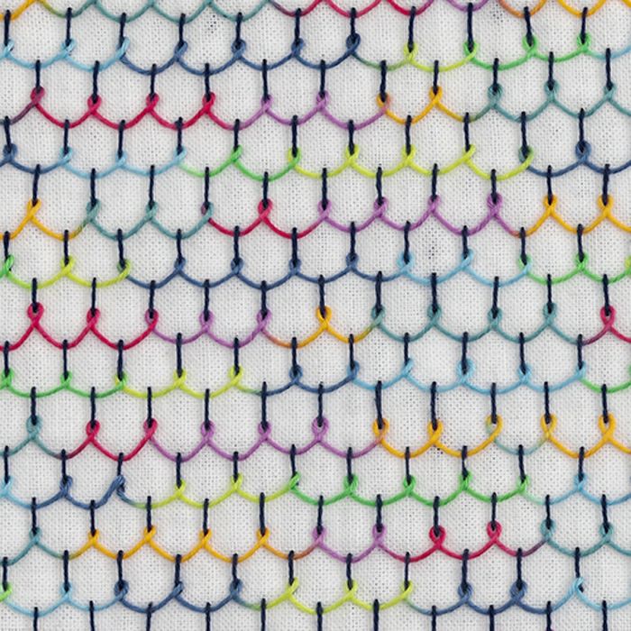 刺し子 亀甲花刺しグレー | リバティ 生地、編み物、刺繍、刺し子の