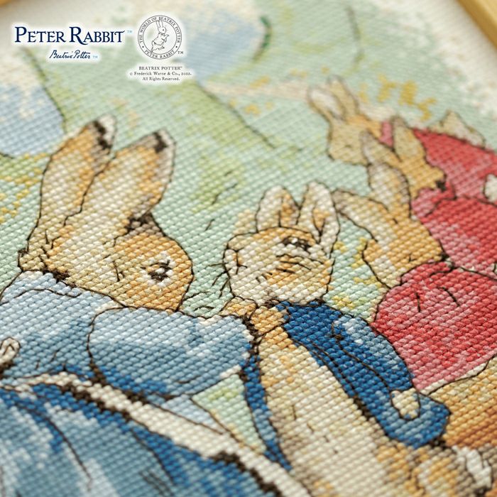 クロスステッチフレーム＜ピーターラビット（TM）＞ | リバティ 生地