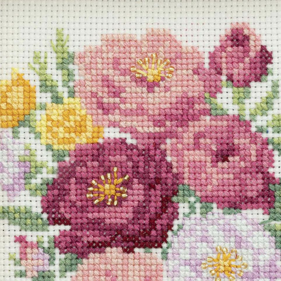 クロスステッチミニフレーム＜薔薇の花束＞ | リバティ 生地、編み物