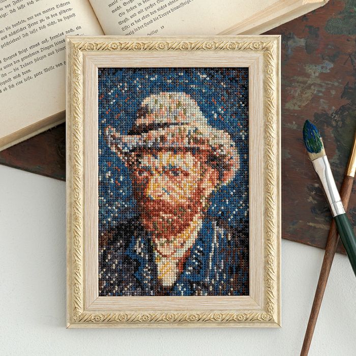 クロスステッチフレーム＜睡蓮の池、緑の反映＞ | リバティ 生地