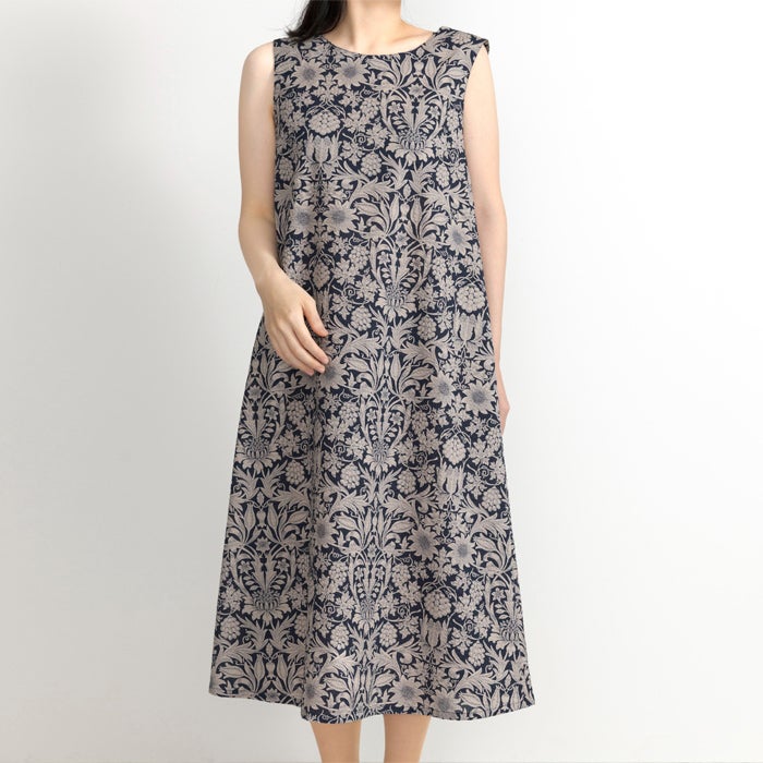 ノースリーブフレアーワンピース（型紙）の完成品イメージ