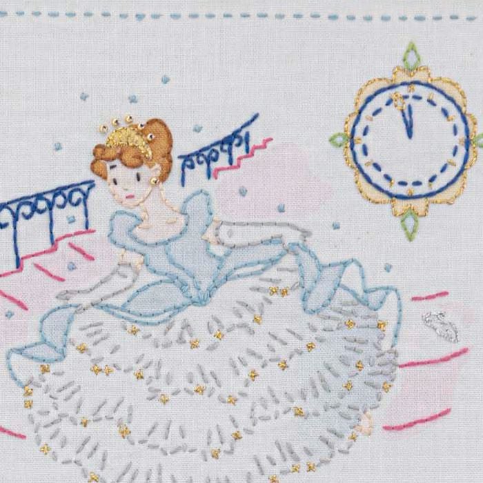 ステッチクロス＜シンデレラ～魔法の時間～＞ | リバティ 生地、編み物