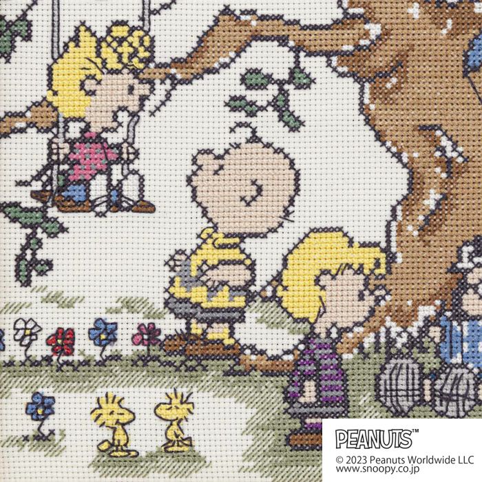 クロスステッチフレーム＜スヌーピーと大きな木＞ | リバティ 生地