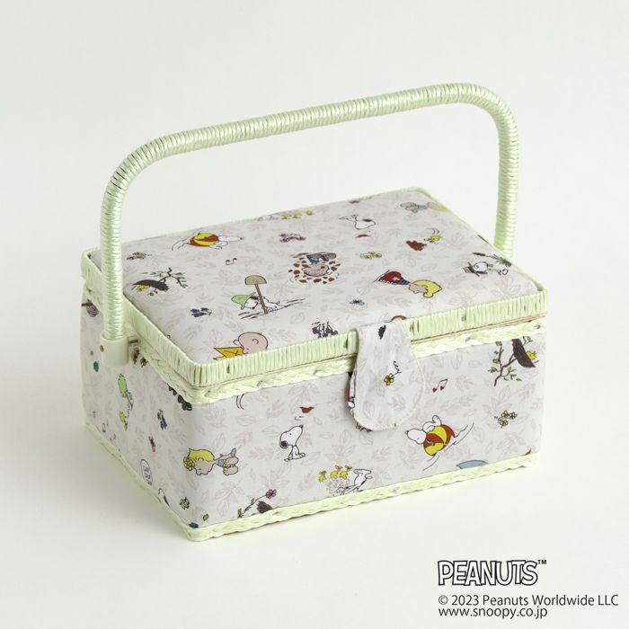 スライド式ソーイングボックス | リバティ 生地、編み物、刺繍、刺し子