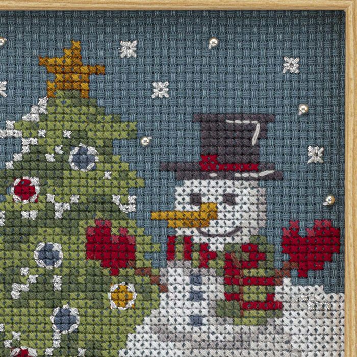 クロスステッチミニフレーム＜スノーマンとツリー＞ | リバティ 生地