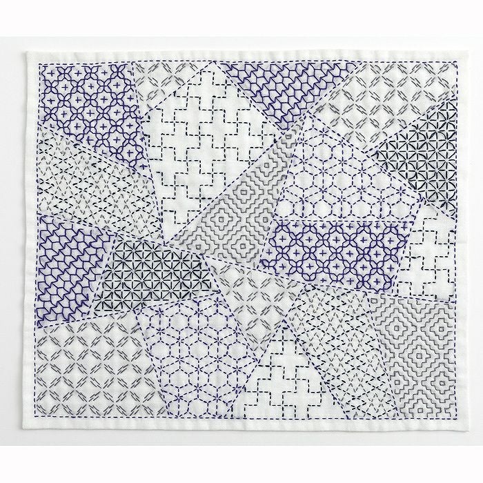 harudakeプレゼント】刺し子のテーブルセンター＜やさしい色の四角模様