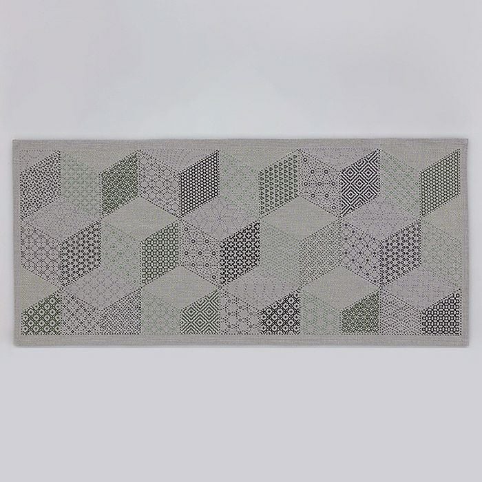 刺し子のテーブルセンター＜CUBE＞ | リバティ 生地、編み物、刺繍