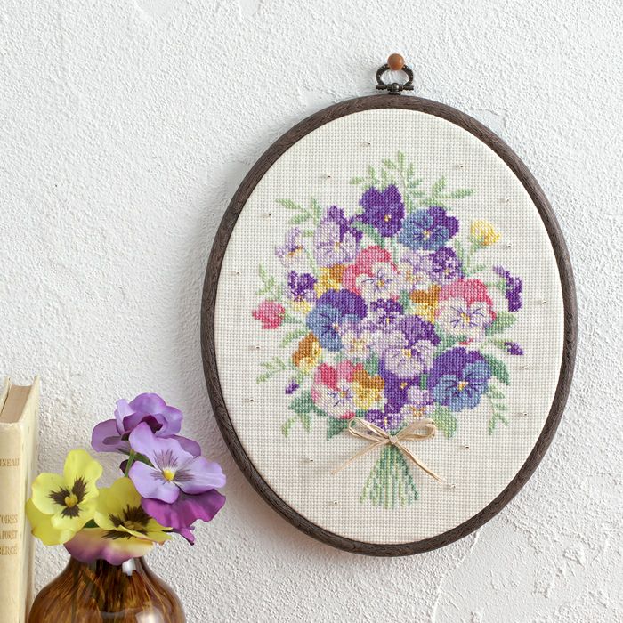 クロスステッチフープフレーム＜ビオラとパンジーのブーケ