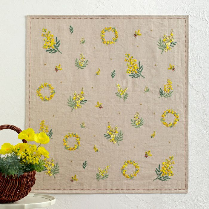 モチーフクロス＜フラワーリース＞ | リバティ 生地、編み物、刺繍