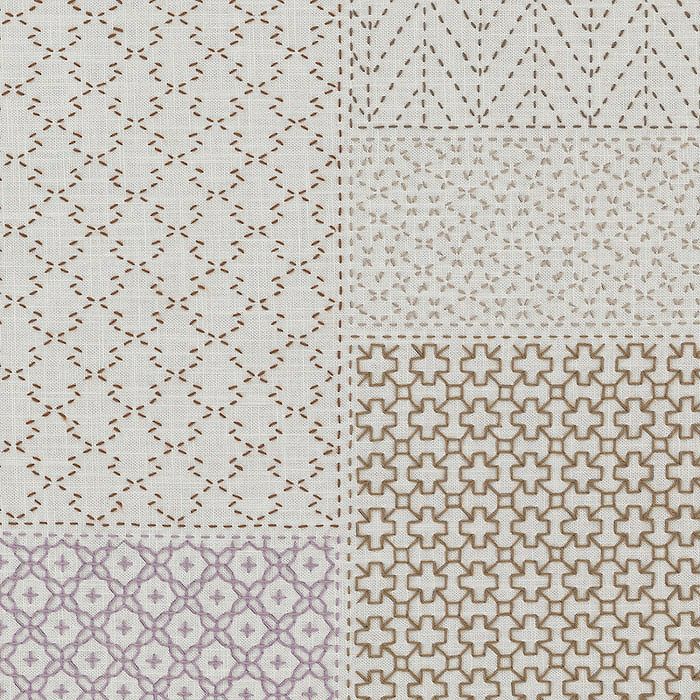 harudakeプレゼント】刺し子のテーブルセンター＜やさしい色の四角模様