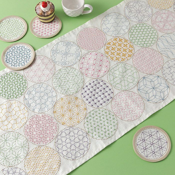 harudakeプレゼント】刺し子のテーブルセンター＜裂取り＞ | リバティ