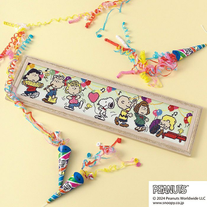 クロスステッチフレーム＜SNOOPY CELEBRATION＞ | リバティ 生地