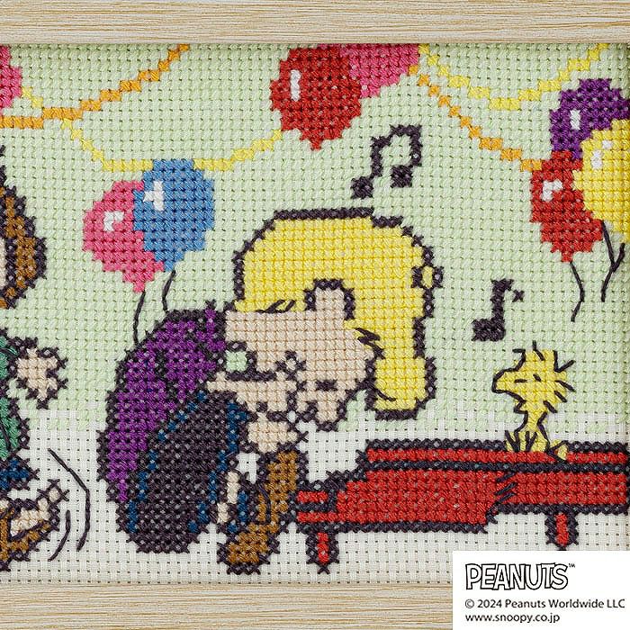 クロスステッチフレーム＜SNOOPY CELEBRATION＞ | リバティ 生地