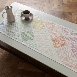 刺し子のテーブルセンター＜ダイヤモンドパターン＞