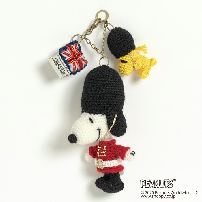 チャーム＜Snoopy in London＞（編み物 材料セット） | リバティ 生地