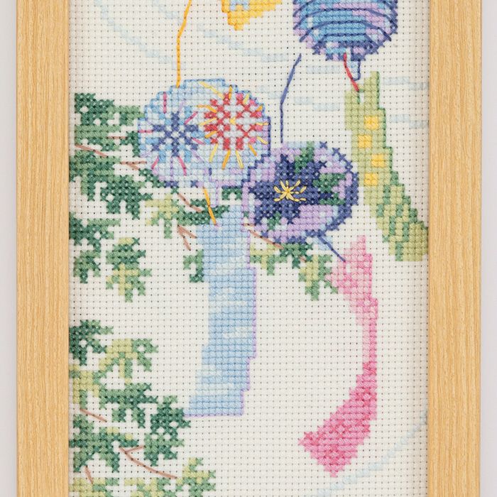 クロスステッチフレーム＜風鈴と青紅葉＞ | リバティ 生地、編み物