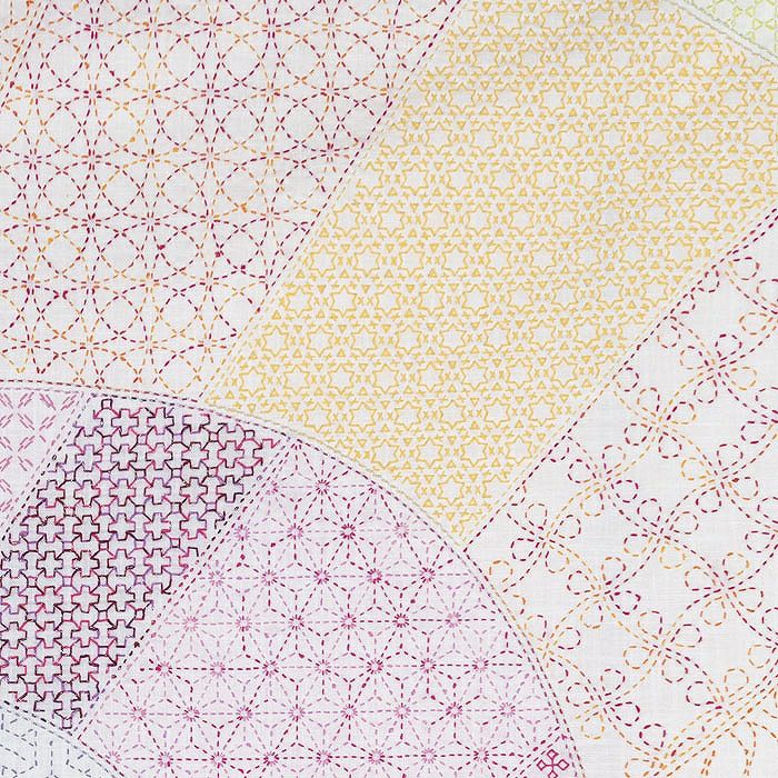 刺し子のサンプラークロス＜レインボー＞ | リバティ 生地、編み物