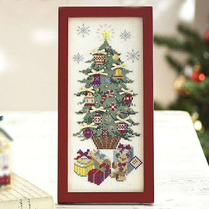 クリスマスのクロスステッチフレーム | リバティ 生地、編み物、刺繍