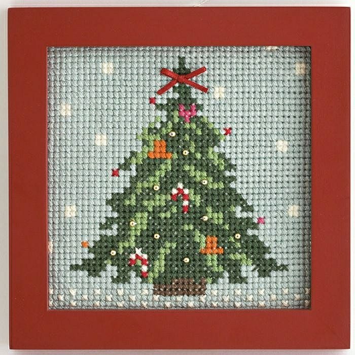 タペストリークリスマスツリー（材料セット） | リバティ 生地、編み物