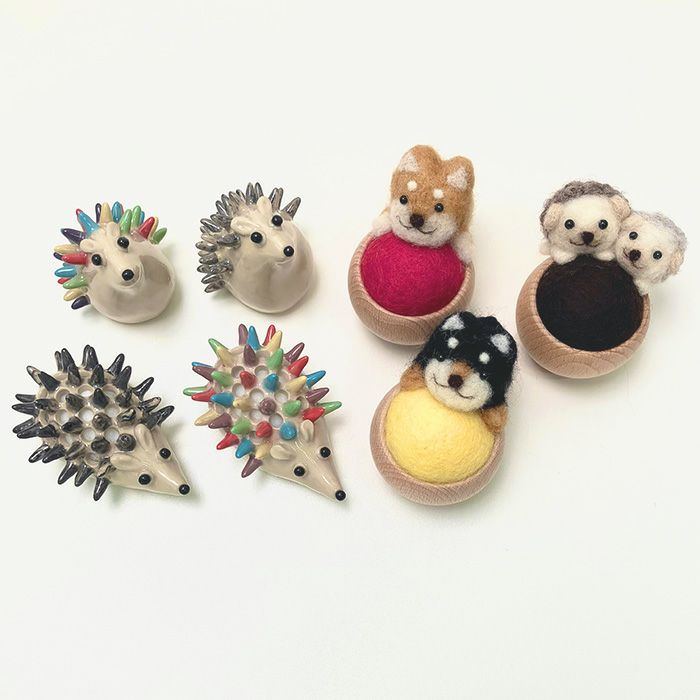 ハリネズミ針山（陶器）＜白黒＞ | リバティ 生地、編み物、刺繍