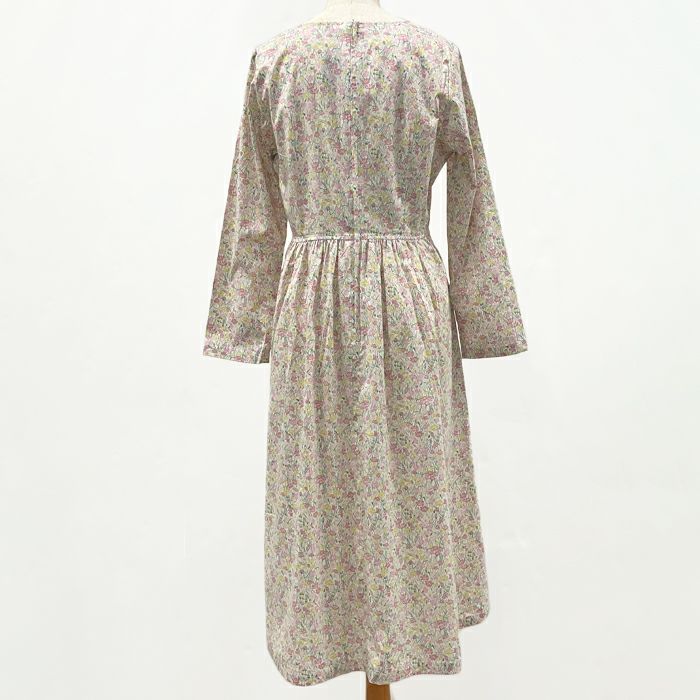 リバティプリント シンプルギャザーワンピース（長袖）＜Mサイズ＞31N