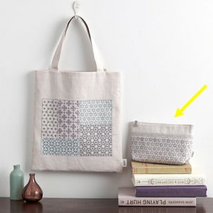 【harudakeプレゼント】刺し子のポーチ＜花あそび＞