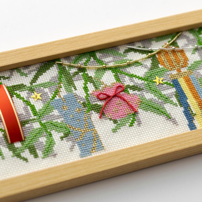 クロスステッチフレーム＜星まつり＞ | リバティ 生地、編み物、刺繍