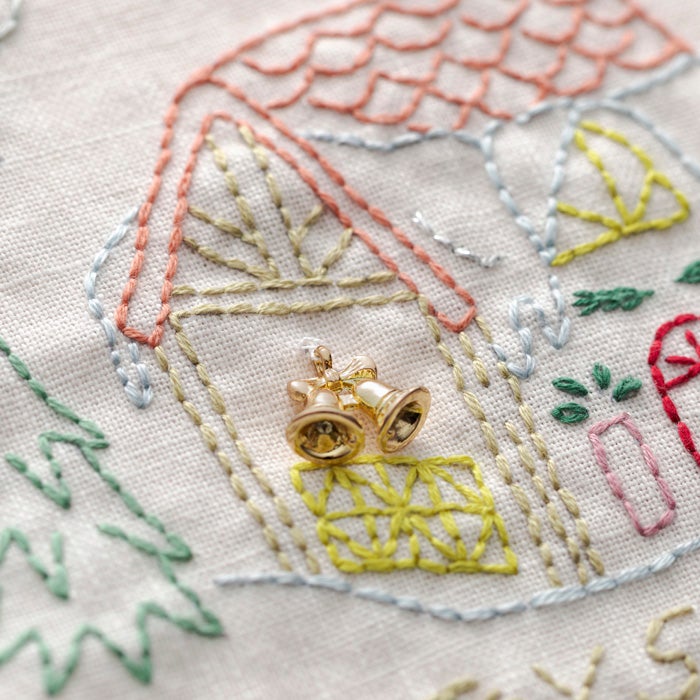 ステッチクロス＜Christmas Wish＞ | リバティ 生地、編み物、刺繍