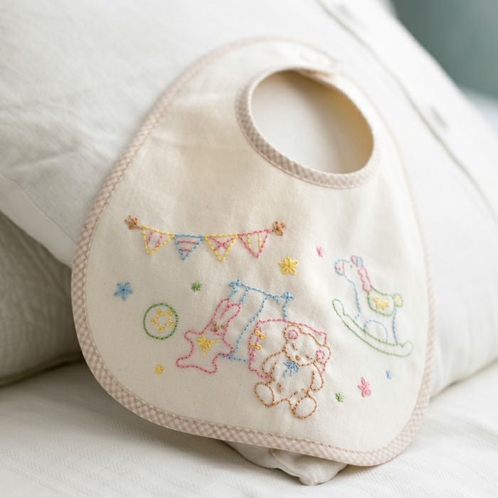ホビーラホビーレ　ステッチ刺繍「ひつじ」完成品 アウトレットキット完成品｜ホビーラホビーレ